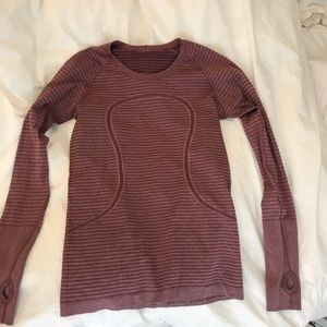 Lululemon maroon long sleeve